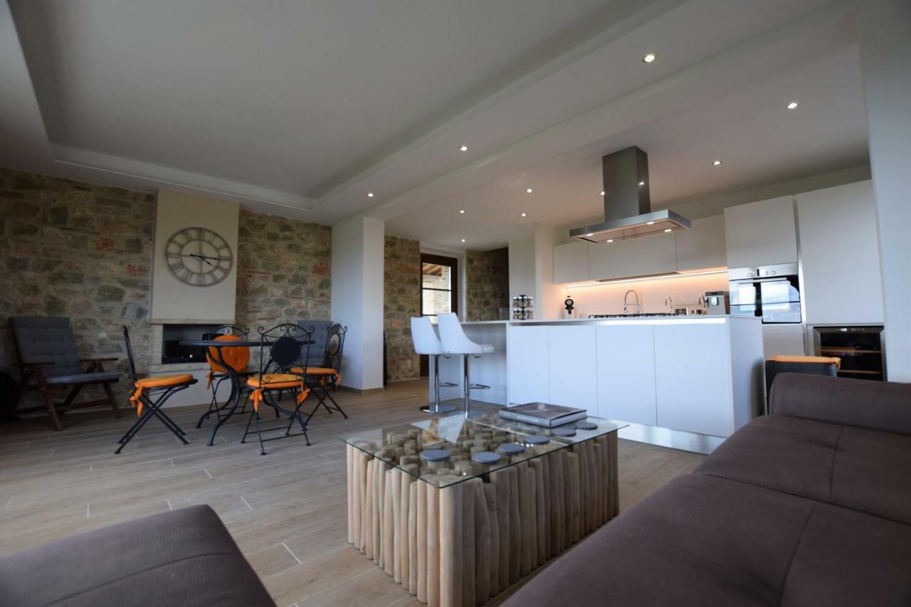 I Tre Casali Apartment Volterra Ngoại thất bức ảnh