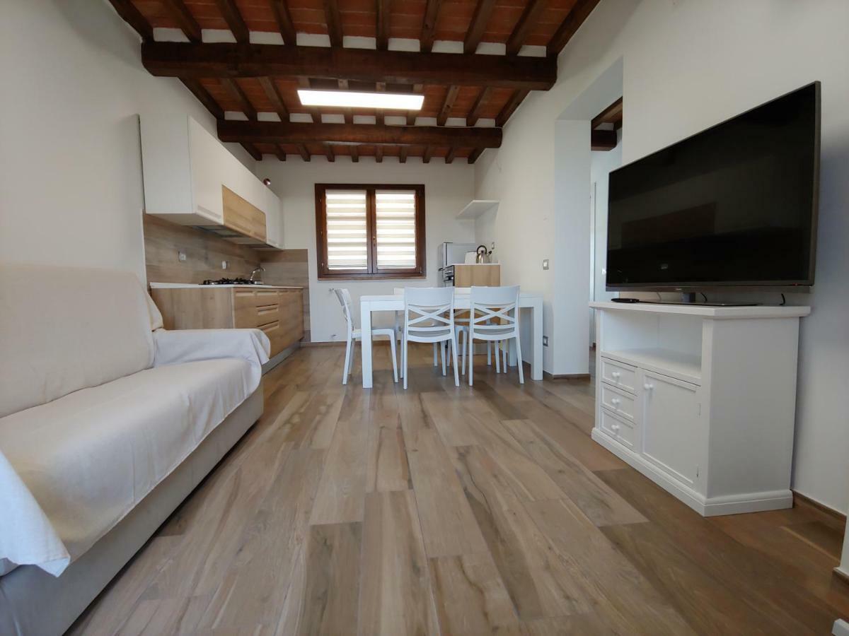 I Tre Casali Apartment Volterra Ngoại thất bức ảnh